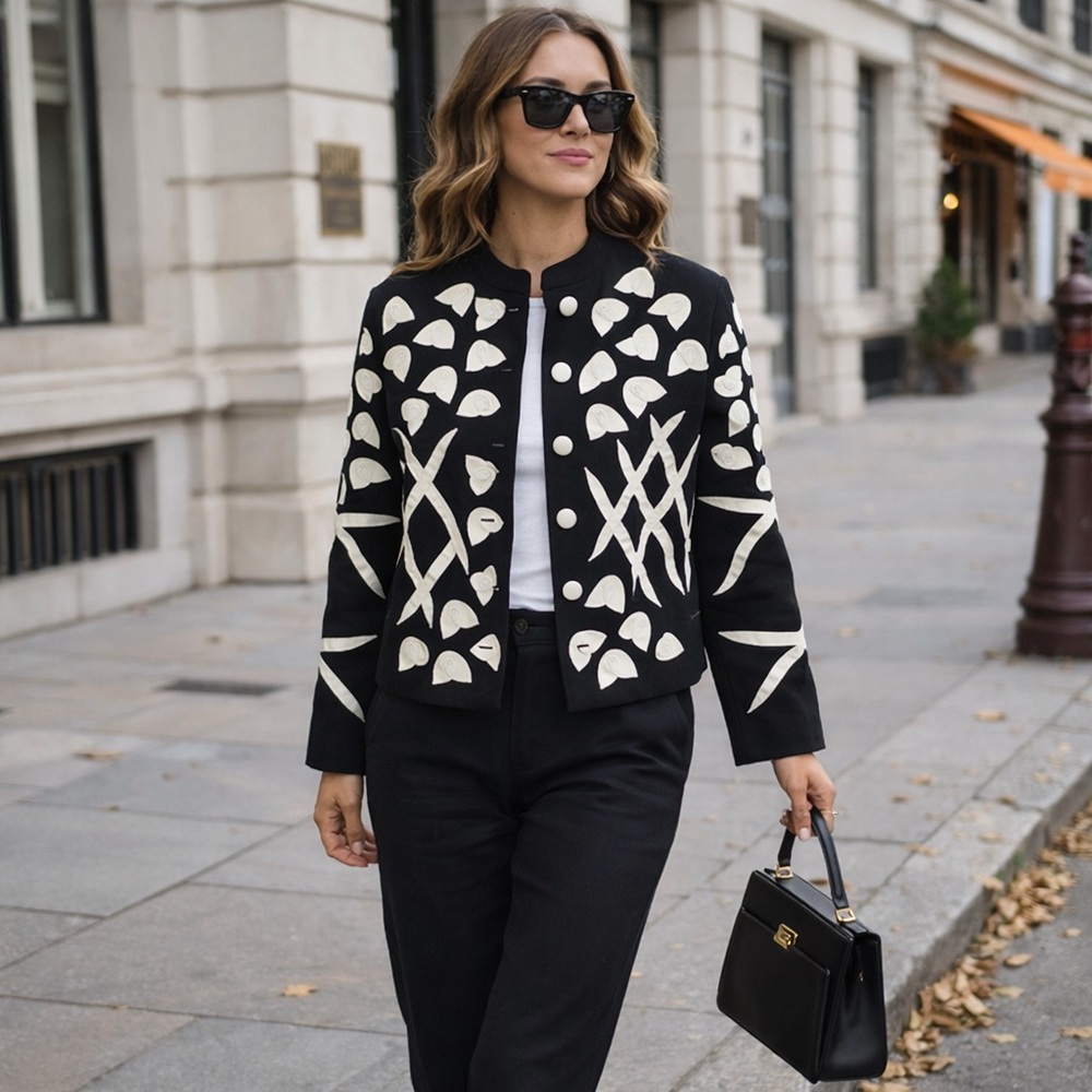 Kanar Black & Ivory Abstract Leather Appliqué Size M Artisan Statement Jacket